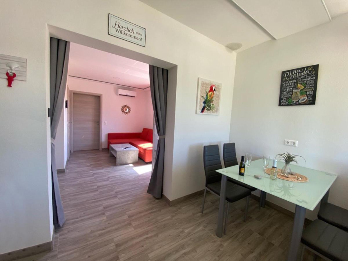 Villa Sabina - Apartments Kroatien Ražanac Buitenkant foto