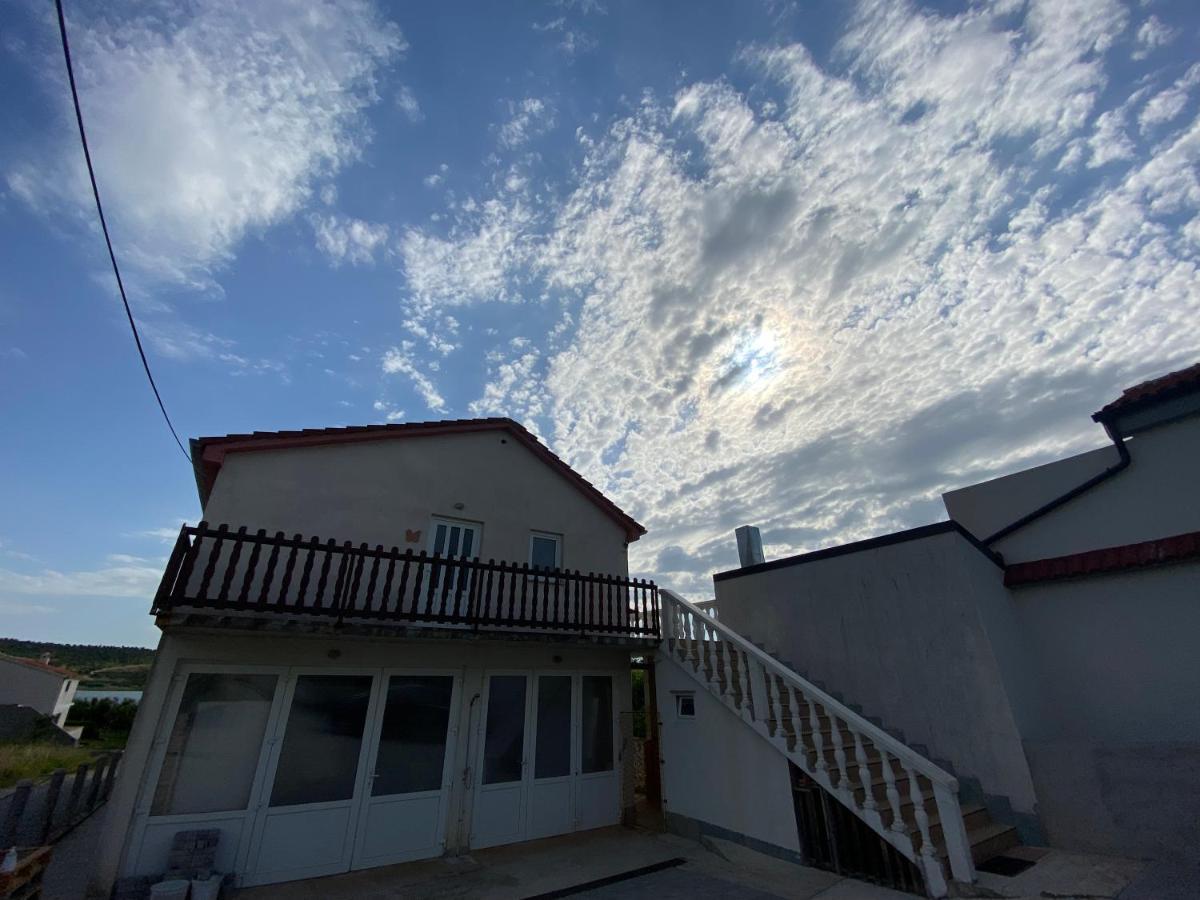 Villa Sabina - Apartments Kroatien Ražanac Buitenkant foto
