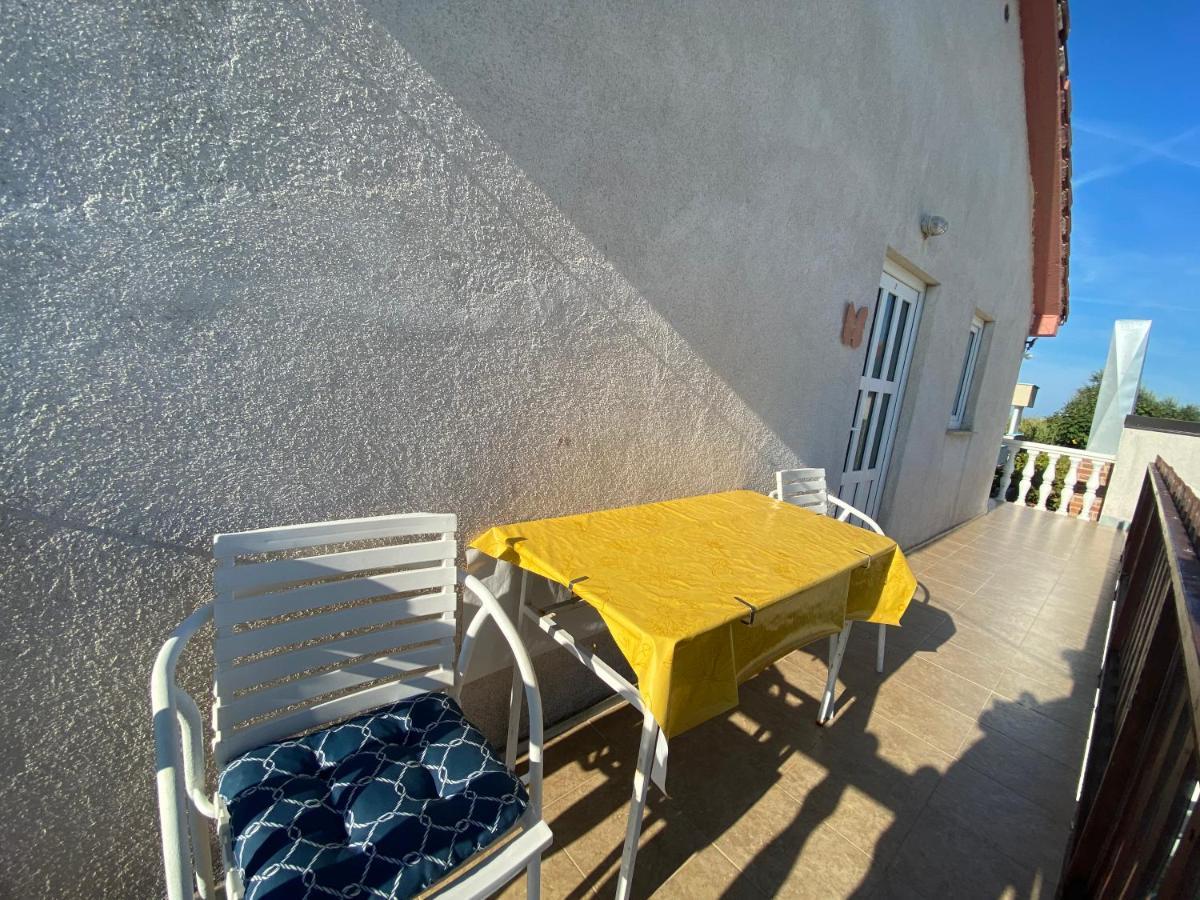 Villa Sabina - Apartments Kroatien Ražanac Buitenkant foto