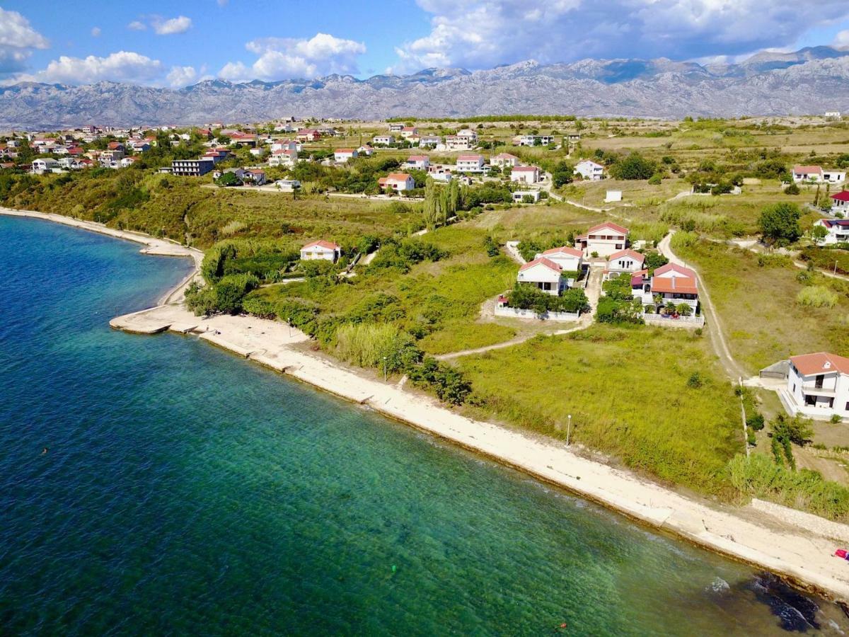 Villa Sabina - Apartments Kroatien Ražanac Buitenkant foto