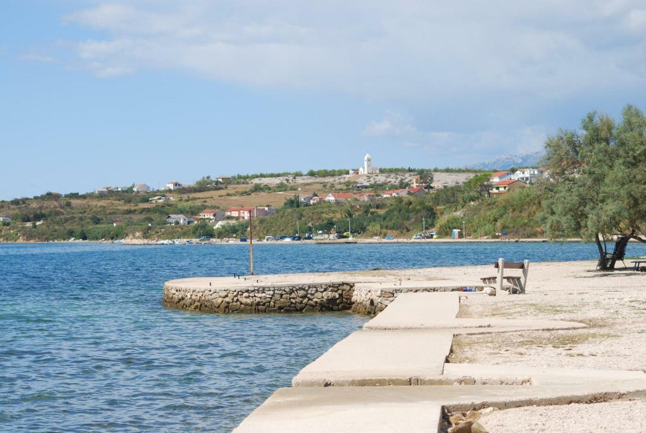 Villa Sabina - Apartments Kroatien Ražanac Buitenkant foto